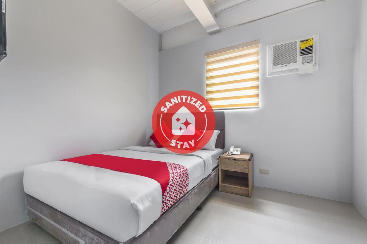 Super Oyo 515 Finnex Hotel ماندالويونغ المظهر الخارجي الصورة