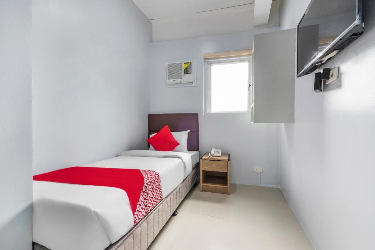 Super Oyo 515 Finnex Hotel ماندالويونغ المظهر الخارجي الصورة