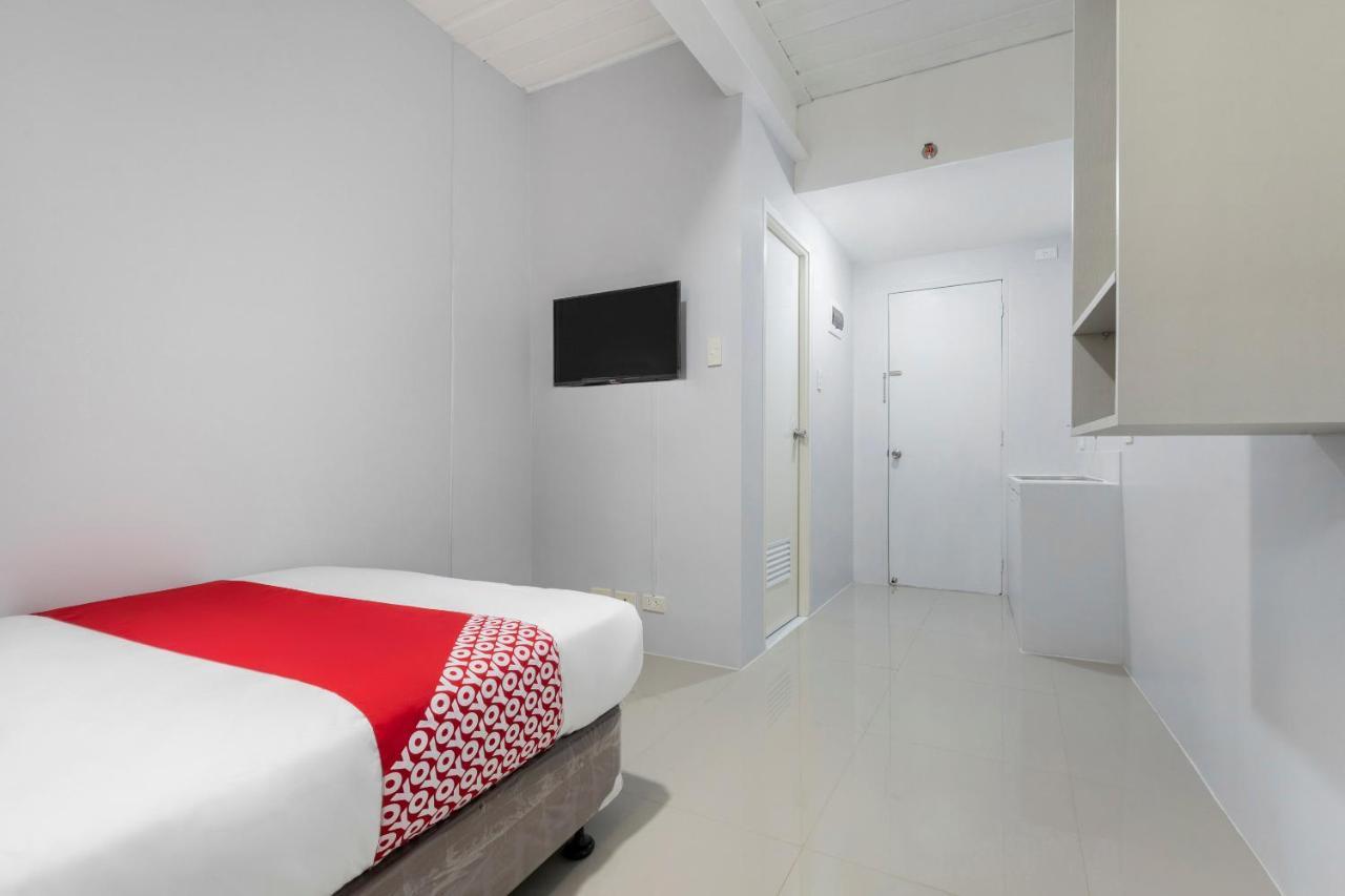 Super Oyo 515 Finnex Hotel ماندالويونغ المظهر الخارجي الصورة